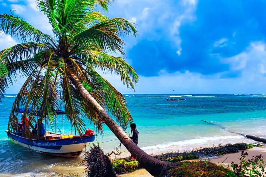 Poetry Garden Bocas Town Colon Island Villa Екстериор снимка